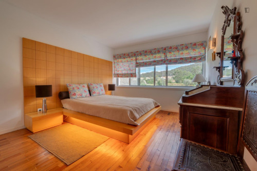 Epic 6 Bedroom House close to Areia - Darque Train Station - Gallery - 51