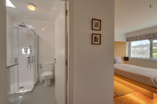 Epic 6 Bedroom House close to Areia - Darque Train Station - Gallery - 48