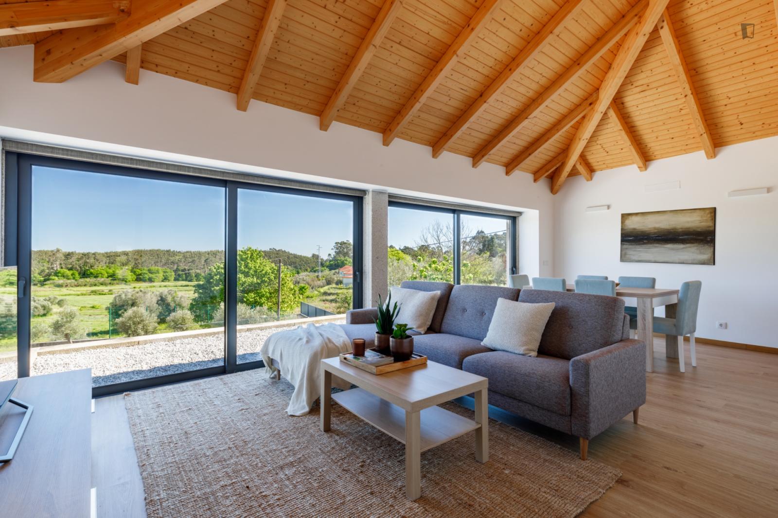  Sublime 6 Bedroom House With A Swimming Pool Close To Pereiro Waterfall And Engenho De Serra  -  Sublime 6 Bedroom House with a Swimming Pool close to Pereiro Waterfall and Engenho de Serra  - Gallery -  1