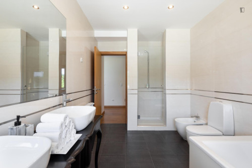 Sophisticated 3 Bedroom House with a swimming pool close to Lordelo Beach - Gallery - 38