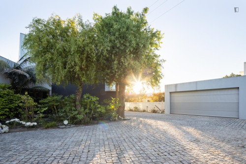 Sophisticated 3 Bedroom House with a swimming pool close to Lordelo Beach