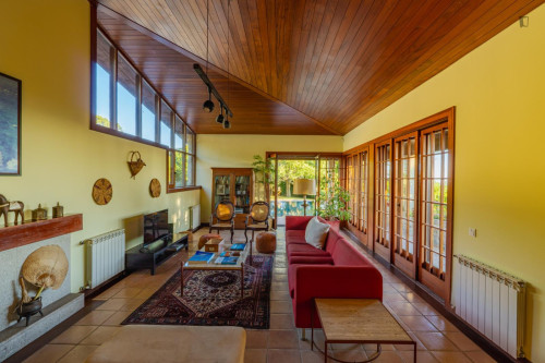 Unbelievable 8 Bedroom House with a Swimming Pool close to Canto Marinho Beach - Gallery - 45