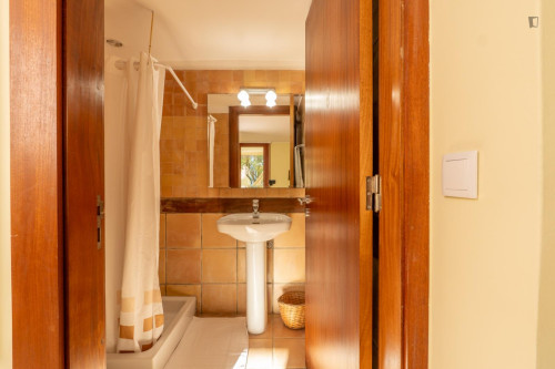 Unbelievable 8 Bedroom House with a Swimming Pool close to Canto Marinho Beach - Gallery - 67