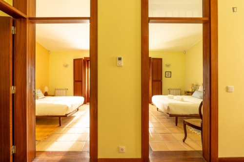 Unbelievable 8 Bedroom House with a Swimming Pool close to Canto Marinho Beach - Gallery - 23