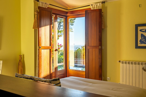 Unbelievable 8 Bedroom House with a Swimming Pool close to Canto Marinho Beach - Gallery - 20