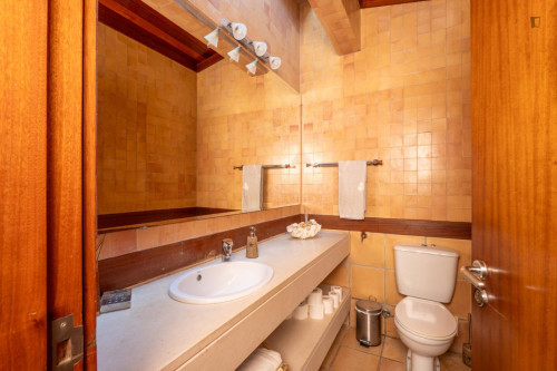 Unbelievable 8 Bedroom House with a Swimming Pool close to Canto Marinho Beach - Gallery - 75