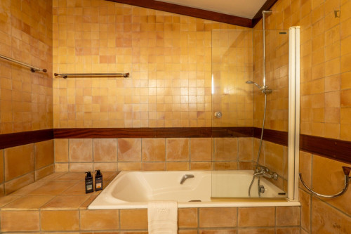 Unbelievable 8 Bedroom House with a Swimming Pool close to Canto Marinho Beach - Gallery - 84