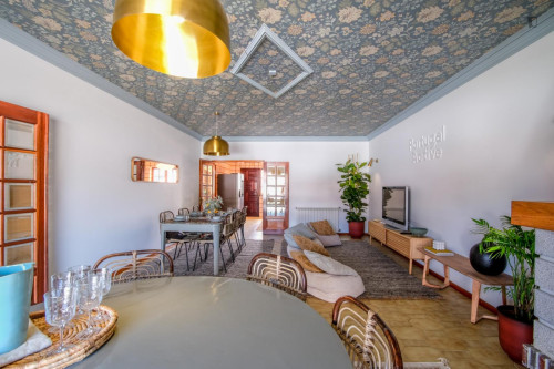 Gorgeous 7 Bedroom House close Luzia Mar Beach - Gallery - 32