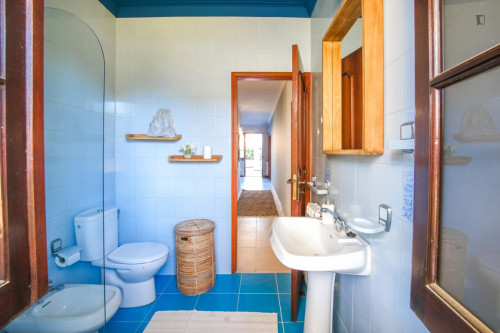 Gorgeous 7 Bedroom House close Luzia Mar Beach - Gallery - 45