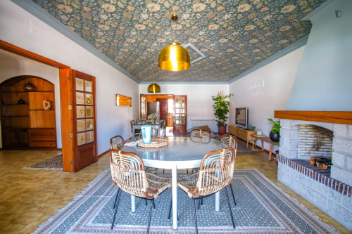 Gorgeous 7 Bedroom House close Luzia Mar Beach - Gallery - 35