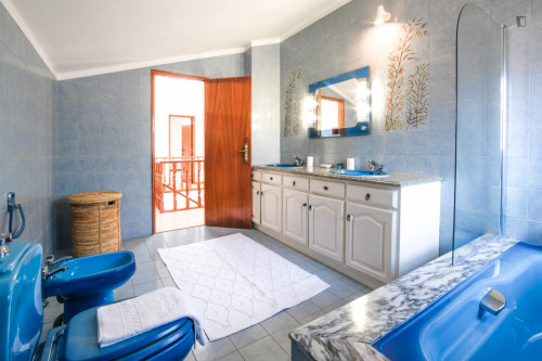 Gorgeous 7 Bedroom House close Luzia Mar Beach - Gallery - 46