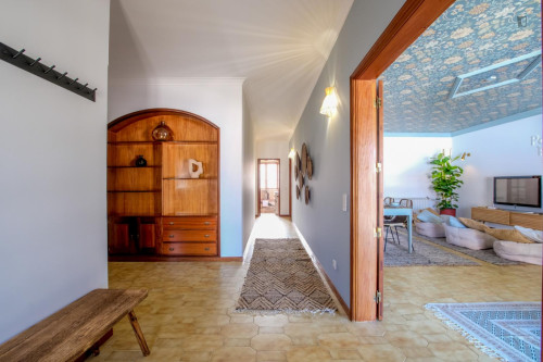Gorgeous 7 Bedroom House close Luzia Mar Beach - Gallery - 20