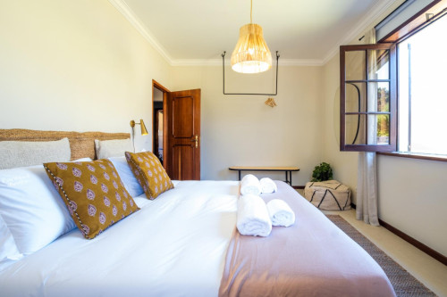 Gorgeous 7 Bedroom House close Luzia Mar Beach - Gallery - 26