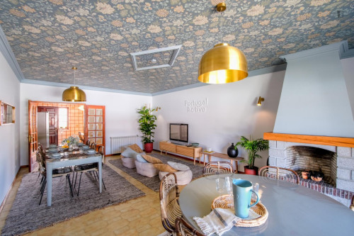 Gorgeous 7 Bedroom House close Luzia Mar Beach - Gallery - 31