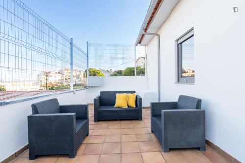Wanted 2 Bedroom House close to Santa Luzia Elevator - Gallery - 5