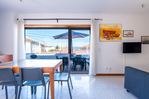 Wanted 2 Bedroom House close to Santa Luzia Elevator - Gallery - 25