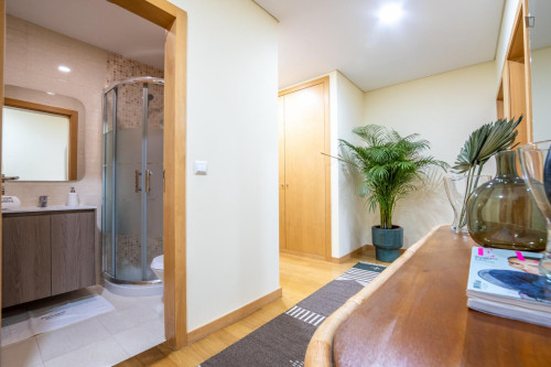 Fascinating 2 Bedroom Apartment close to Norte Beach - Gallery - 9