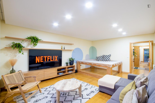 Fascinating 2 Bedroom Apartment close to Norte Beach - Gallery - 18