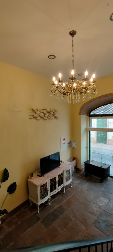 Elegant 2-bedroom flat in the vicinity of several cultural landmarks - Gallery - 3