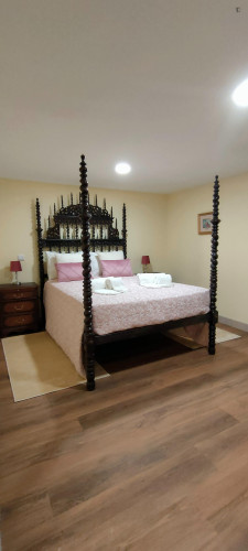 Elegant 2-bedroom flat in the vicinity of several cultural landmarks - Gallery - 12