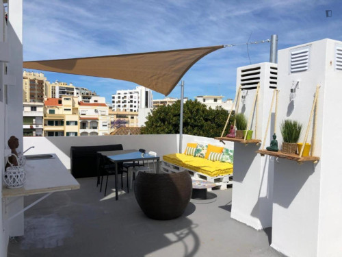 Very comfy double bedroom in the centre of Faro - Gallery - 7