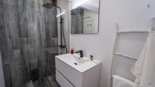 Very comfy double bedroom in the centre of Faro