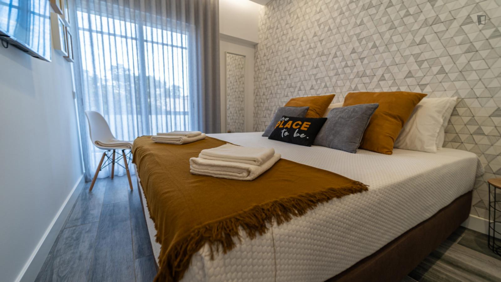  Very Comfy Double Bedroom In The Centre Of Faro  -  Very comfy double bedroom in the centre of Faro  - Gallery -  1
