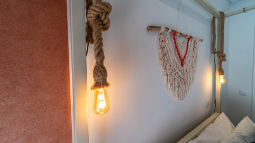 Inviting double ensuite bedroom in the heart of Faro  - Gallery -  5