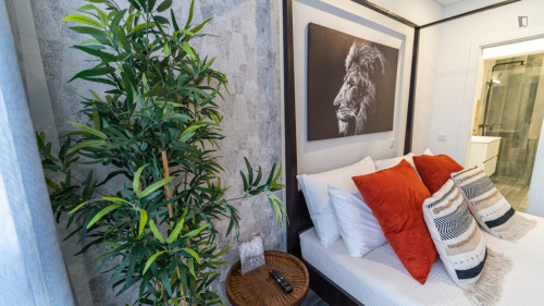 Elegant double ensuite bedroom in the heart of Faro - Gallery - 30