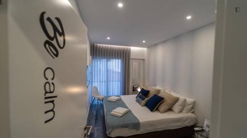 Interesting double bedroom in the centre of Faro