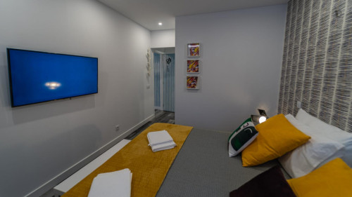 Inviting double ensuite bedroom near the Faro train station - Gallery - 6