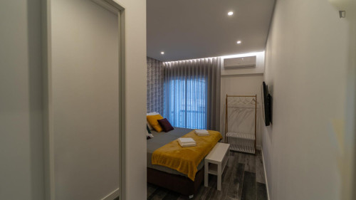 Inviting double ensuite bedroom near the Faro train station - Gallery - 8