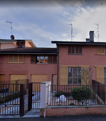 Comfy studio inside an indipendent house well connected to Università di Novara - Gallery - 9
