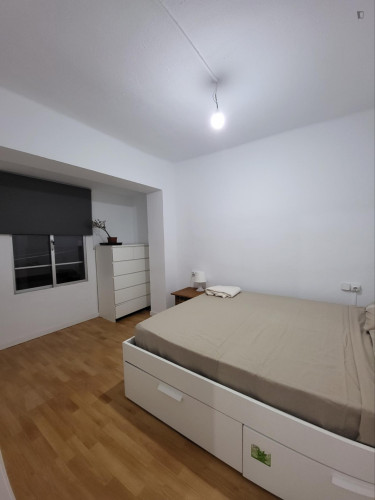 Homely 3-bedroom apartment near the Santa Eulàlia metro