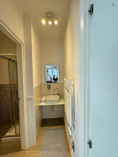 Modern 3-Bedroom apartment in Florence - Gallery - 10