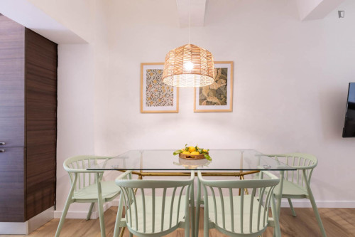 2-bedroom apartment, with furnished outdoor private patio - Gallery - 21