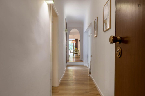 2-bedroom apartment, with furnished outdoor private patio