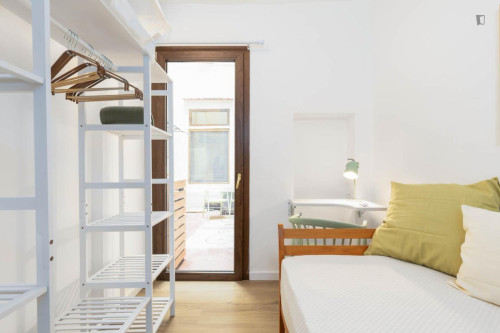 2-bedroom apartment, with furnished outdoor private patio  - Gallery -  5