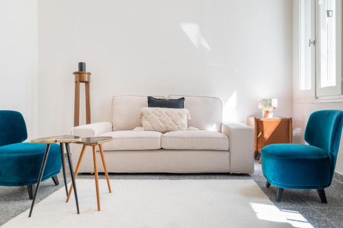 Beautiful 1-bedroom apartment in Metaxourgeio