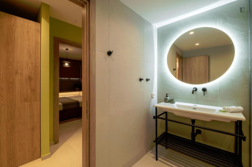 Welcoming 1-bedroom apartment in Piraeus - Gallery - 9