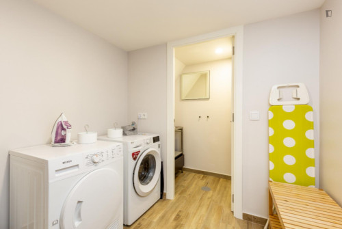 Inviting 1-bedroom apartment in proximity to General Torres metro station - Gallery - 10
