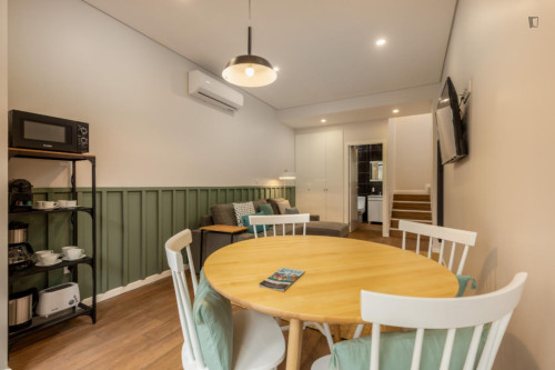 Inviting 1-bedroom apartment in proximity to General Torres metro station - Gallery - 7