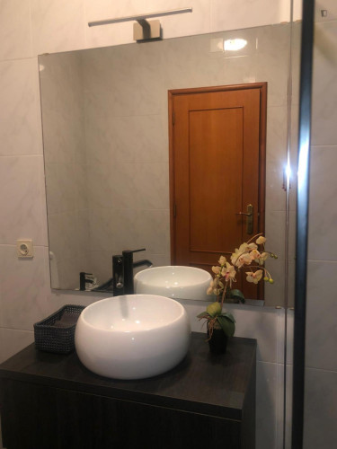 Double bedroom in 3-bedroom apartment