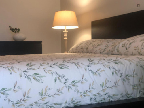 Double bedroom in 3-bedroom apartment - Gallery - 22