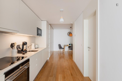 Spacious and bright studio in the vicinity of Matosinhos Beach