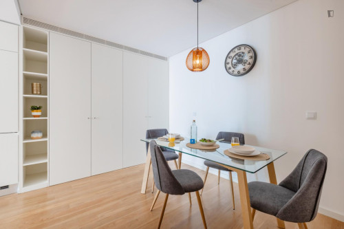 Spacious and bright studio in the vicinity of Matosinhos Beach - Gallery - 8