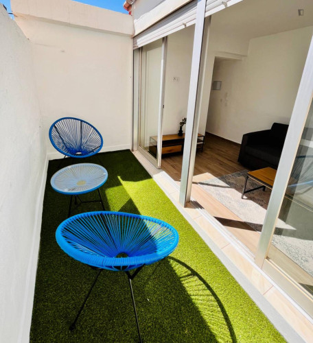 Large and elegant studio with a terrace, in the centre of Castelló de la Plana