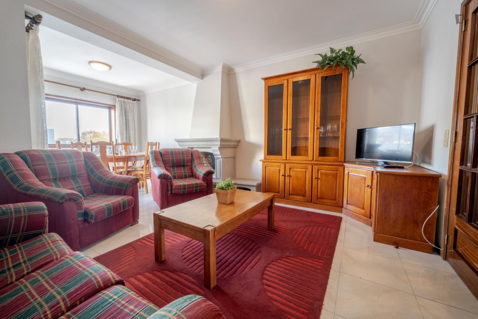  Appealing 3-Bedroom Flat In Esposende  -  Appealing 3-bedroom flat in Esposende  - Gallery -  1