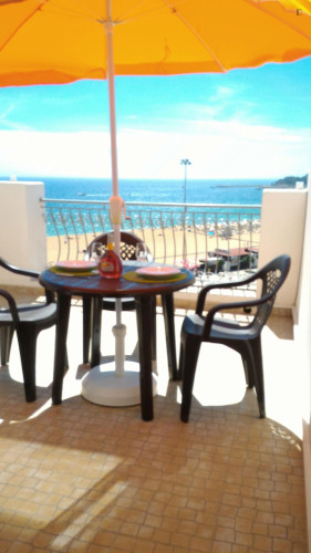Vibrant 1 Bedroom Apartment with a Balcony close to Pau da Bandeira Viewpoint