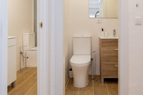 Appealing single bedroom